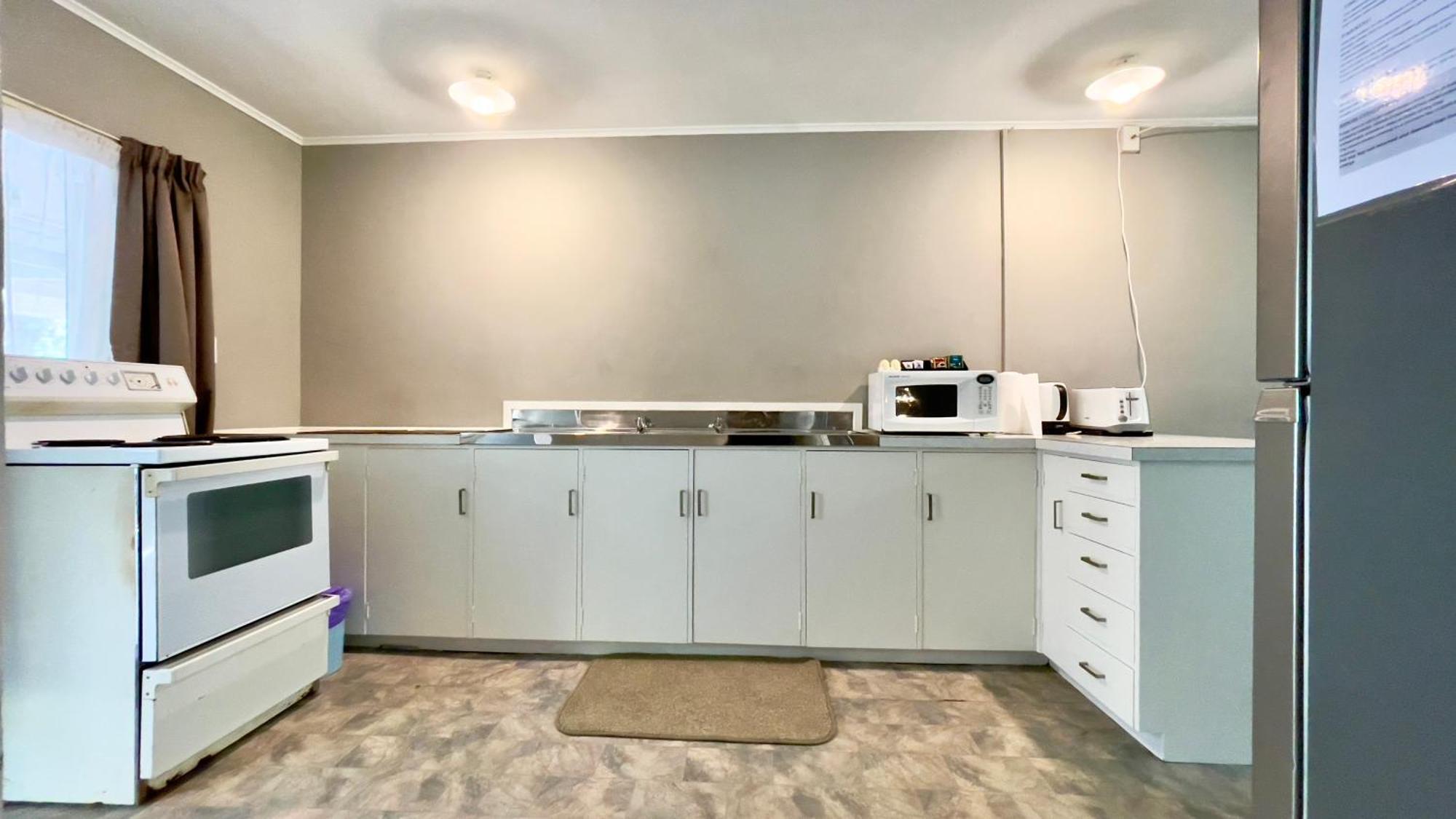 Waiuku Motel מראה חיצוני תמונה