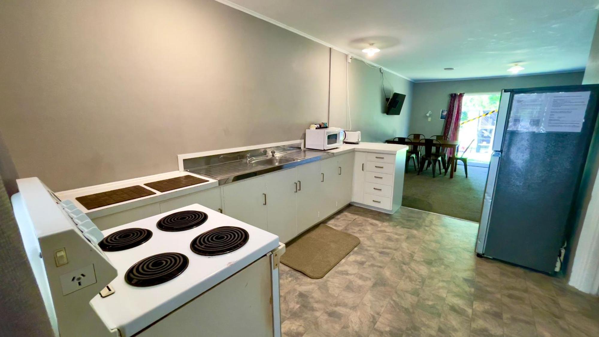 Waiuku Motel מראה חיצוני תמונה